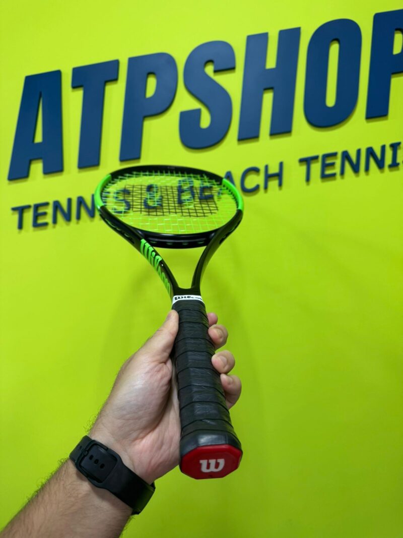 Raquete de Tênis Wilson Blade 101L v6 - Usada - Nota 8/10 - ATPSHOP