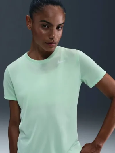Camiseta Nike Tee Dri-FIT Feminina Verde - ATPSHOP
